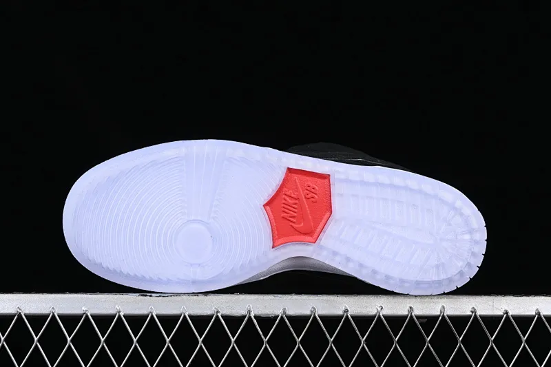 All categories Nk SB Dunk Series Nk SB Dunk Low low-top sneakers Eminem x Carhartt x Nk Dunk SB three-party joint brand electroplated black silver SB low-top casual sneakers FN4193-013